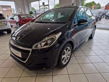 Used Peugeot 208 2017 for sale - 74874747: Photo