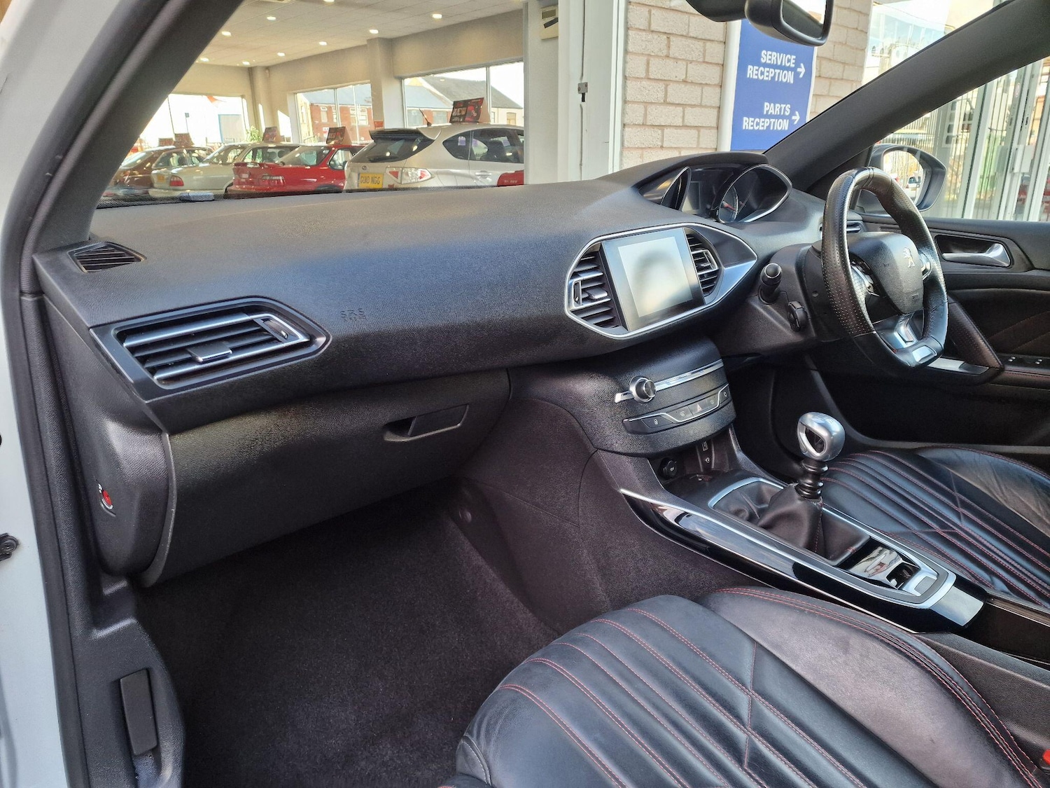 Used Peugeot 308 2017 for sale - 76409089: Photo 12