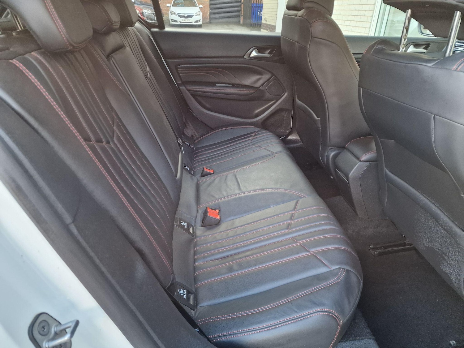 Used Peugeot 308 2017 for sale - 76409089: Photo 15