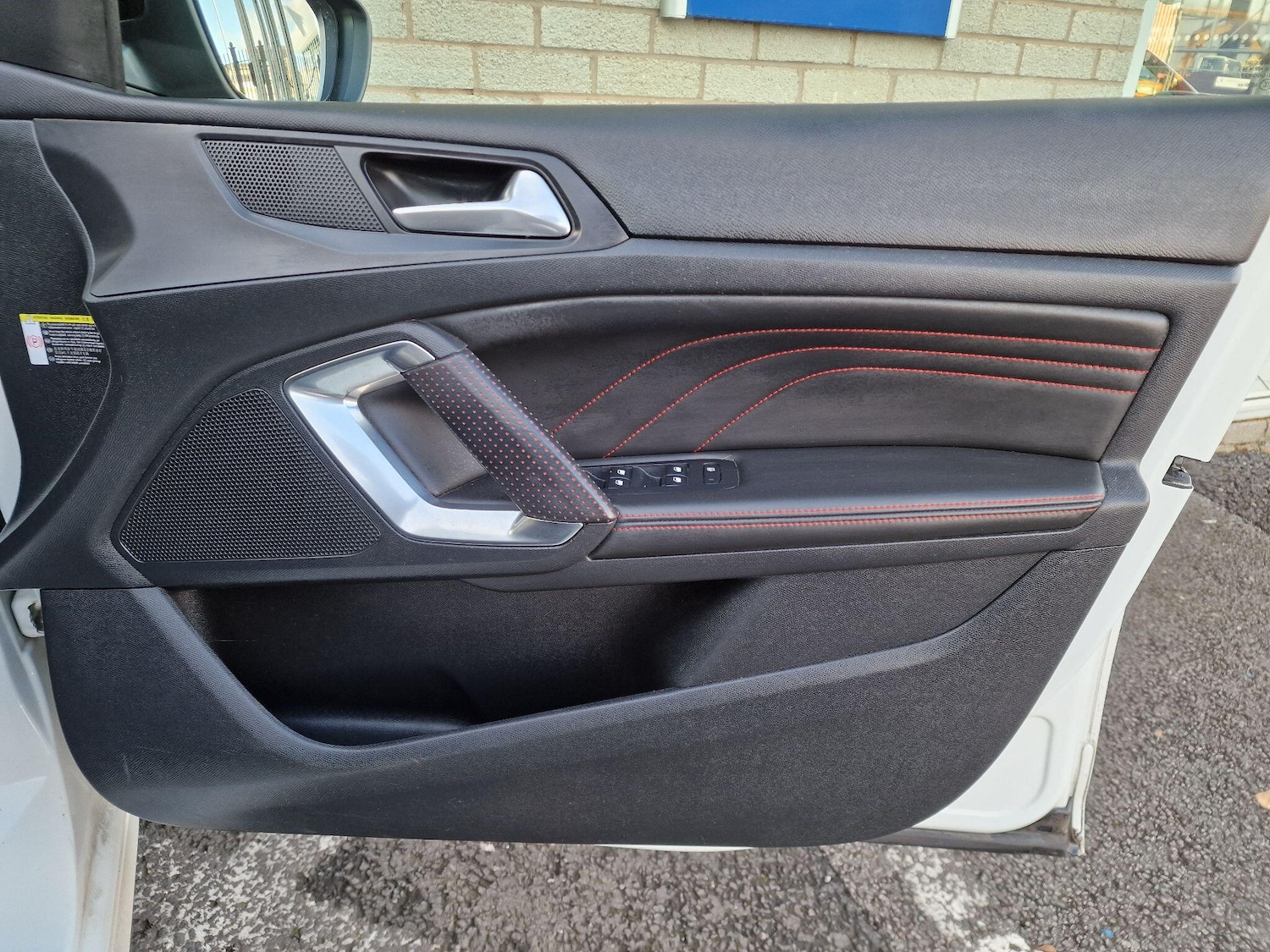 Used Peugeot 308 2017 for sale - 76409089: Photo 24