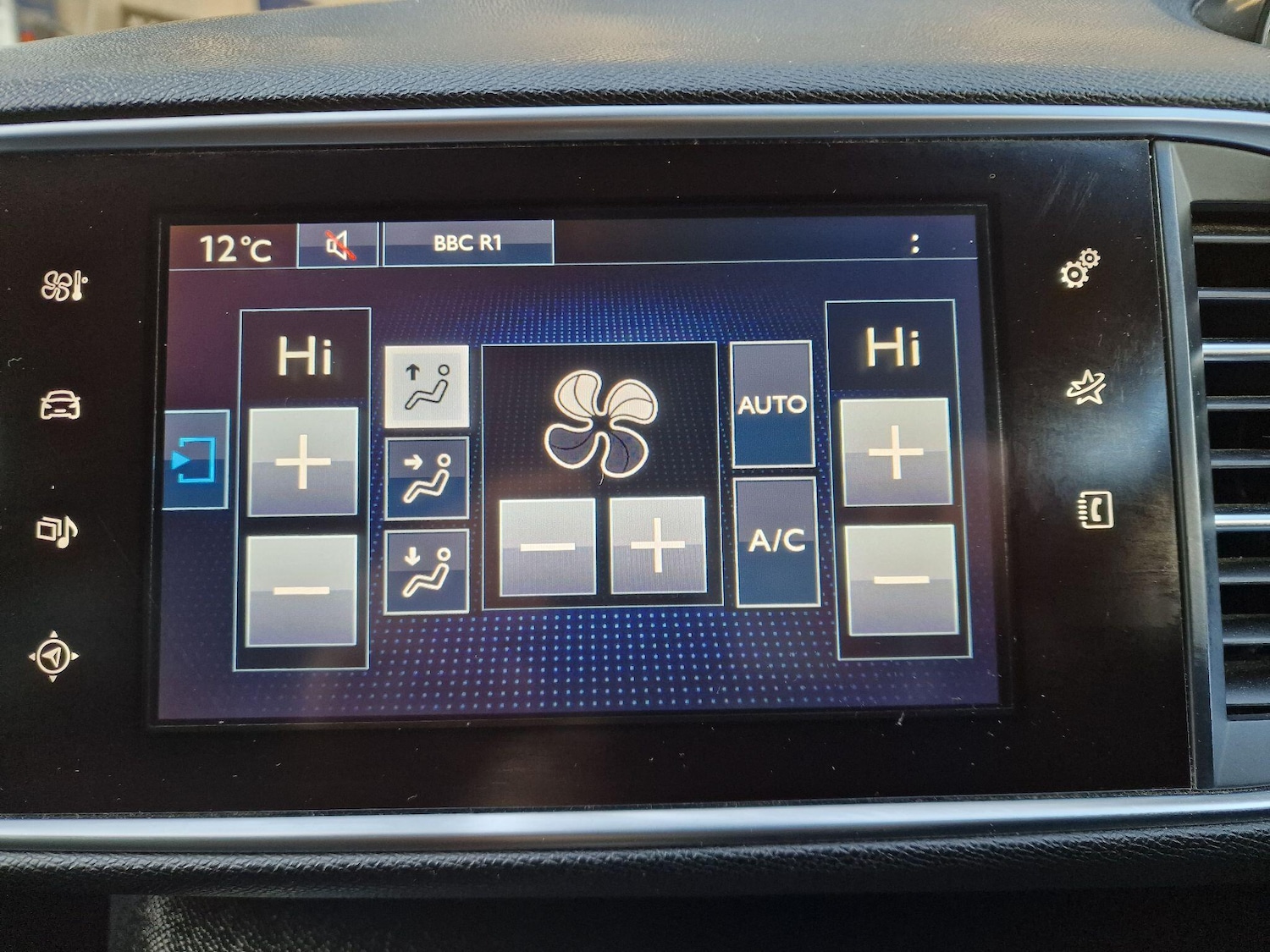 Used Peugeot 308 2017 for sale - 76409089: Photo 26