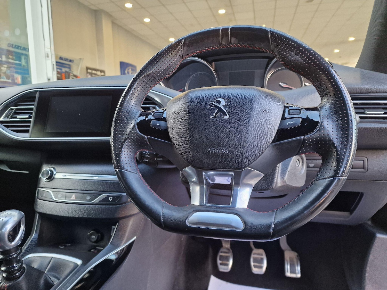 Used Peugeot 308 2017 for sale - 76409089: Photo 30