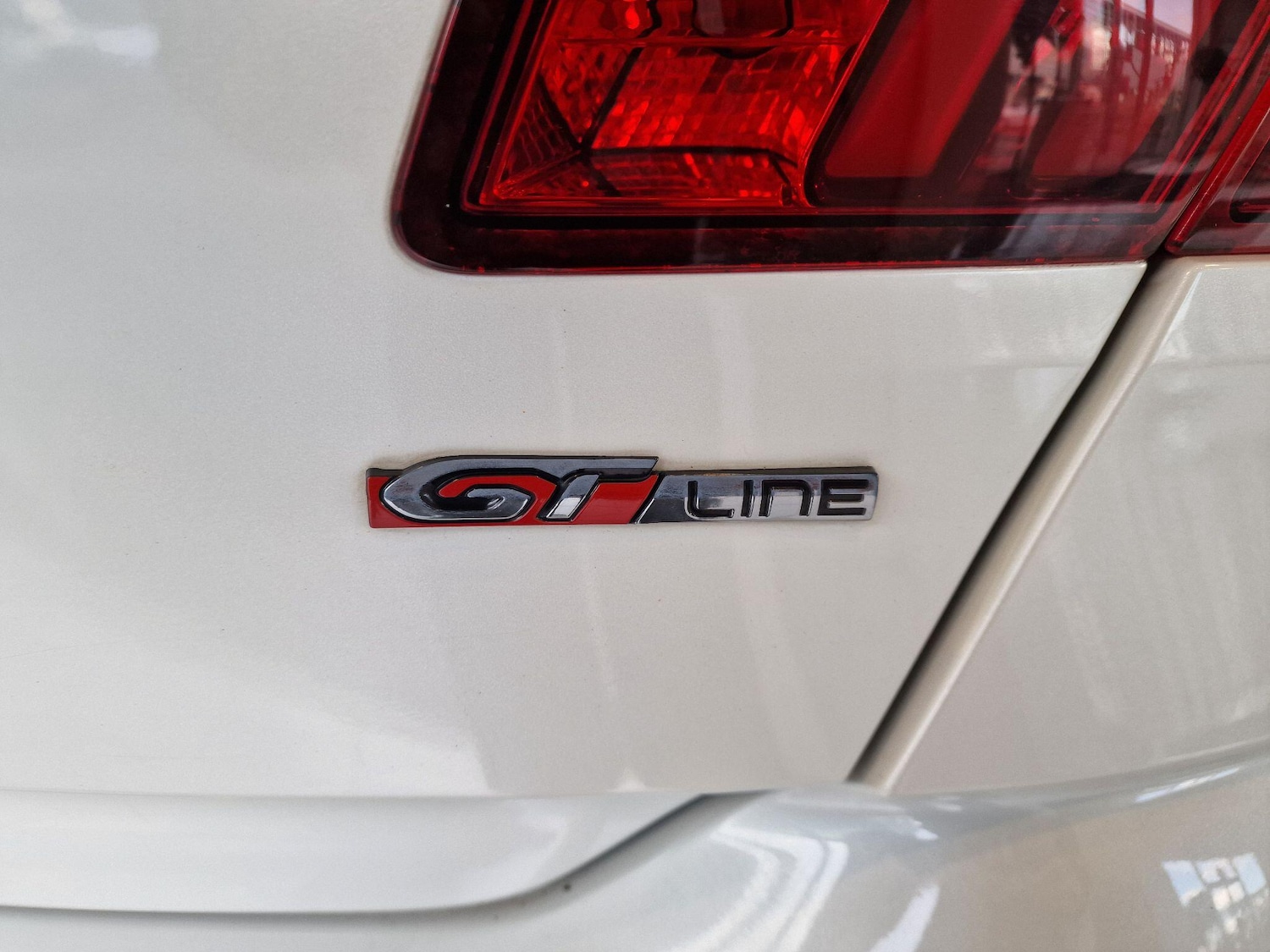 Used Peugeot 308 2017 for sale - 76409089: Photo 32