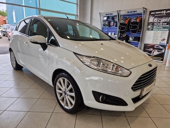 Used Ford Fiesta 2015 for sale - 75645644: Photo