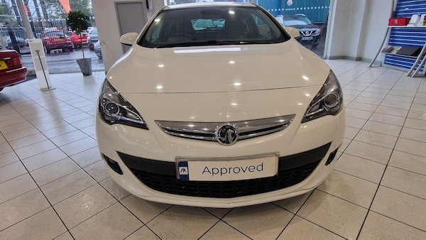 Used Vauxhall Astra GTC 2014 for sale - 76159241: Photo 2