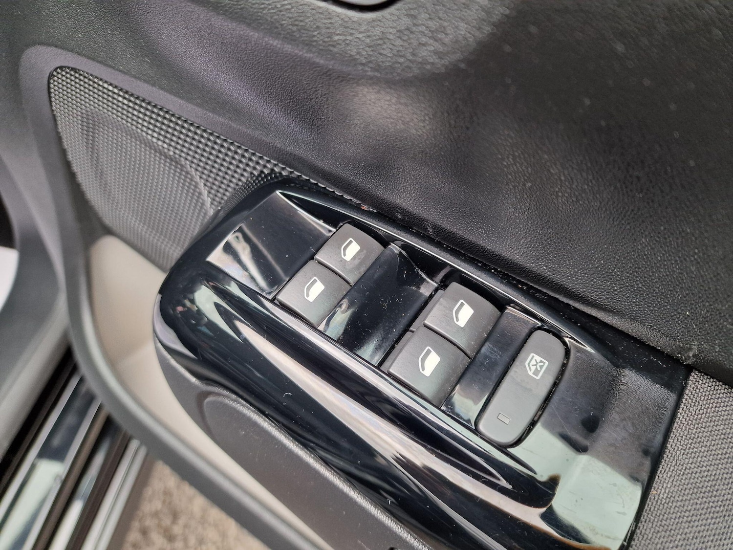 Used Citroen C3 2017 for sale - 76549270: Photo 29