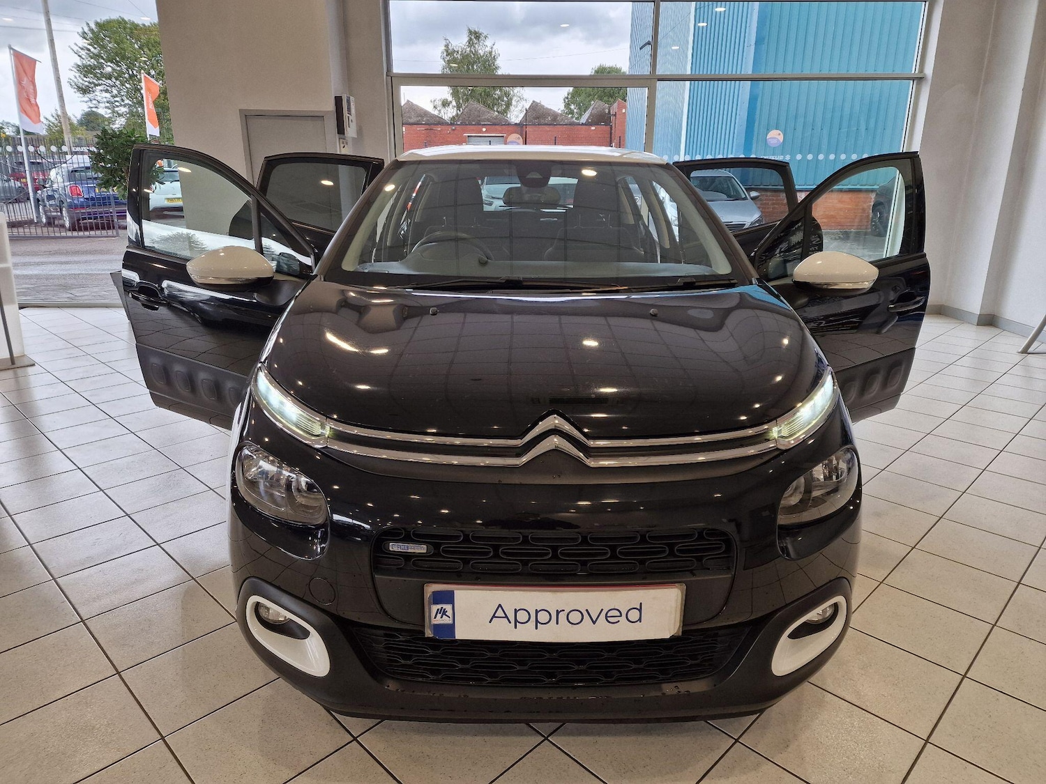 Used Citroen C3 2017 for sale - 76549270: Photo 5