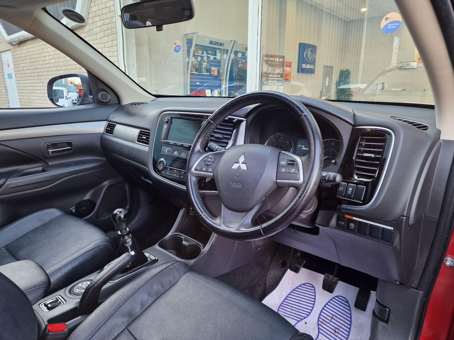 Used Mitsubishi Outlander 2015 for sale - 76657800: Photo 13