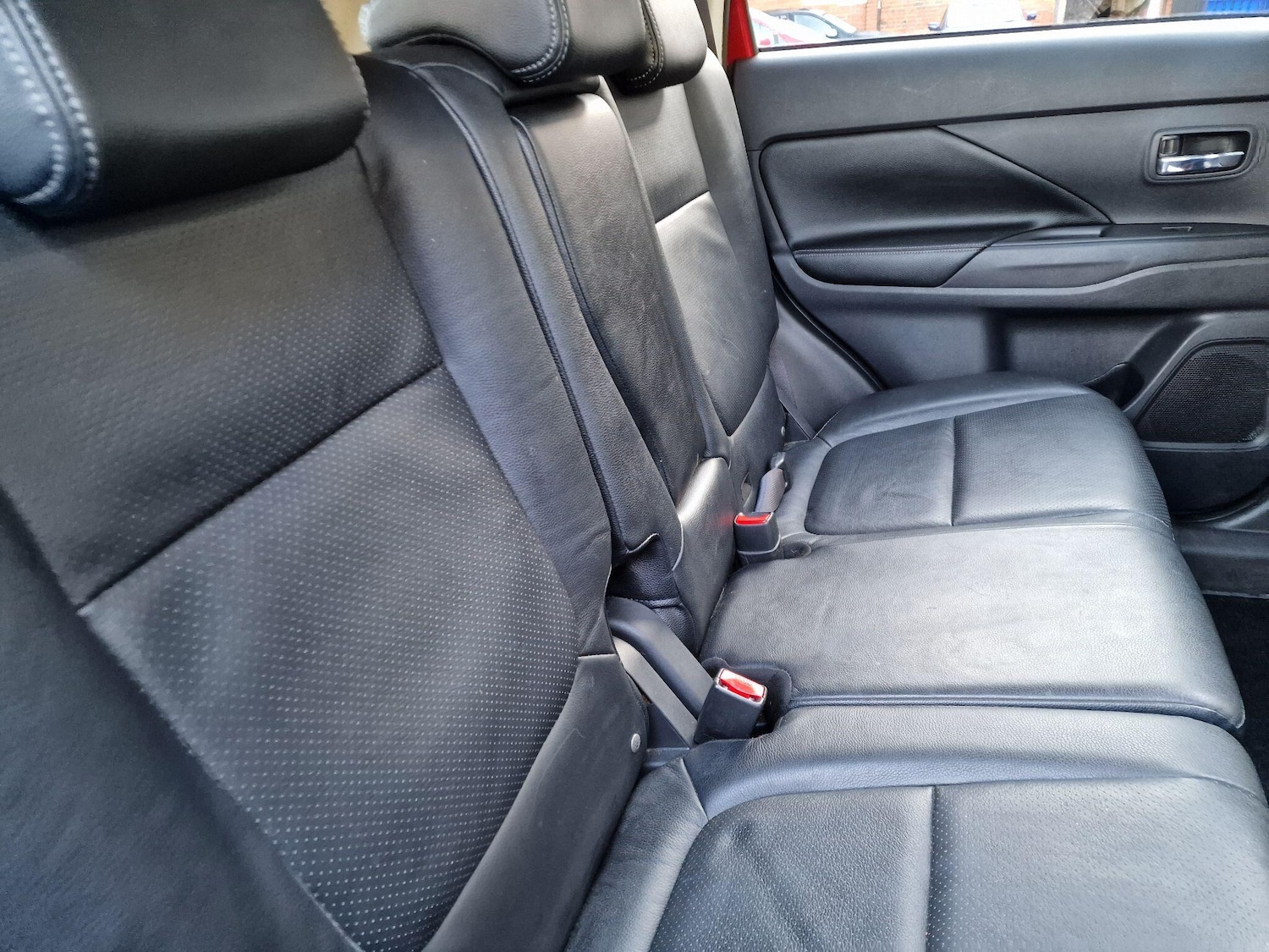 Used Mitsubishi Outlander 2015 for sale - 76657800: Photo 22