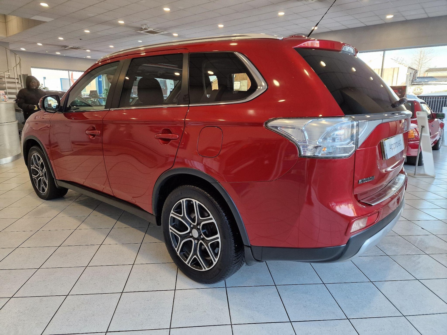 Used Mitsubishi Outlander 2015 for sale - 76657800: Photo 3