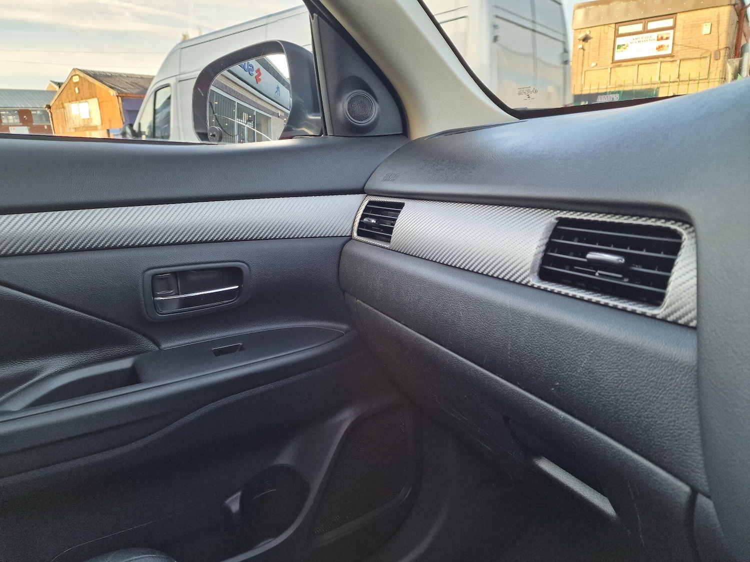 Used Mitsubishi Outlander 2015 for sale - 76657800: Photo 54