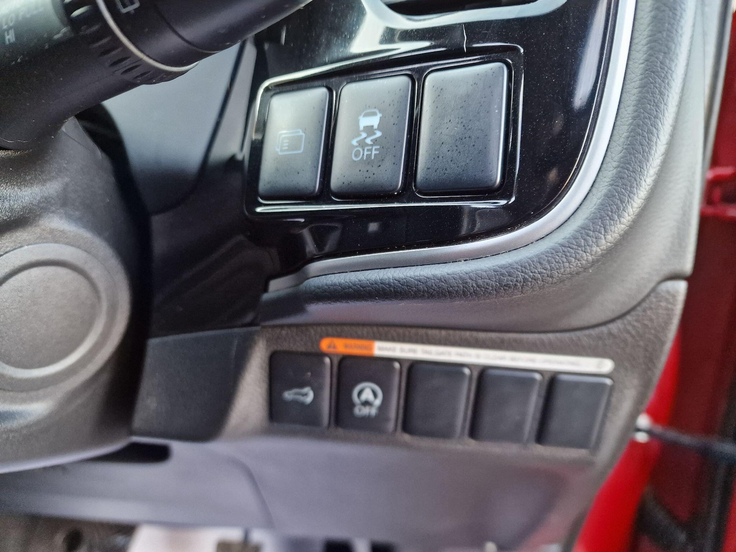 Used Mitsubishi Outlander 2015 for sale - 76657800: Photo 56