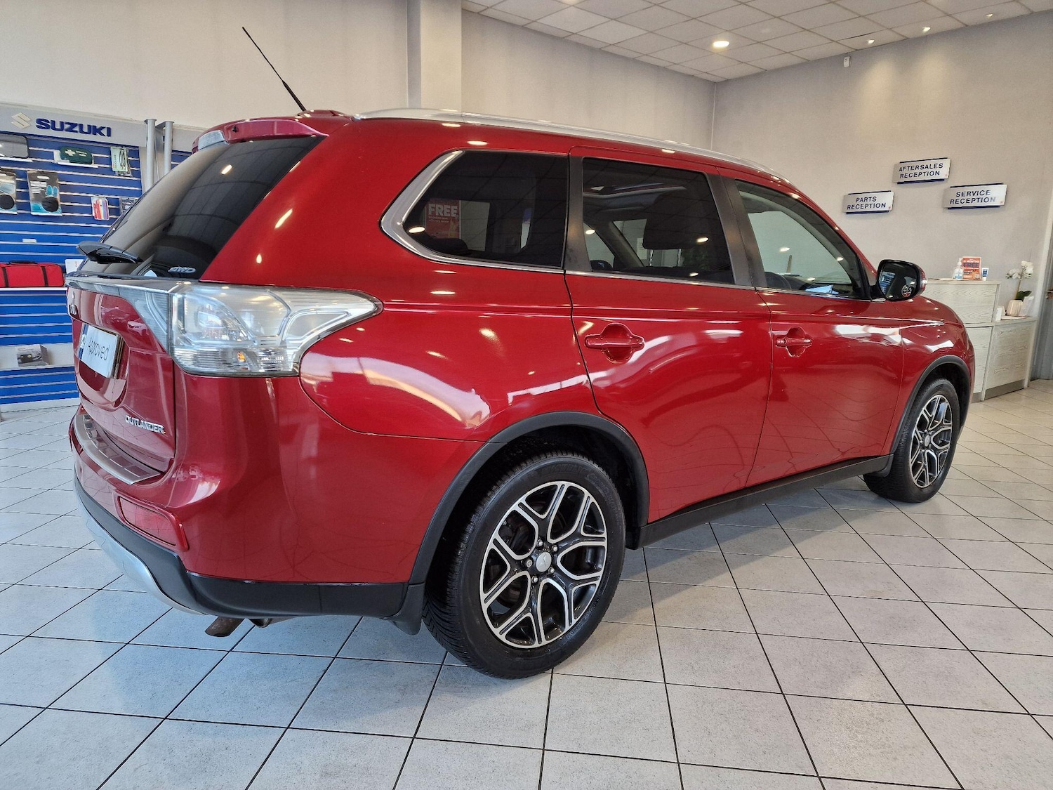 Used Mitsubishi Outlander 2015 for sale - 76657800: Photo 59