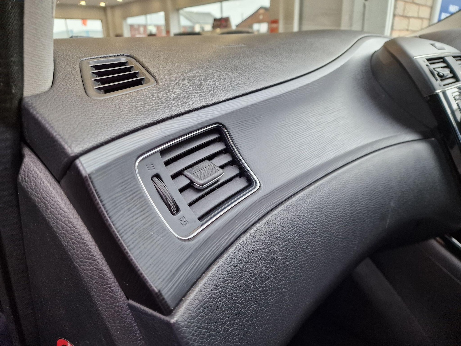 Used Nissan Pulsar 2014 for sale - 76561788: Photo 27