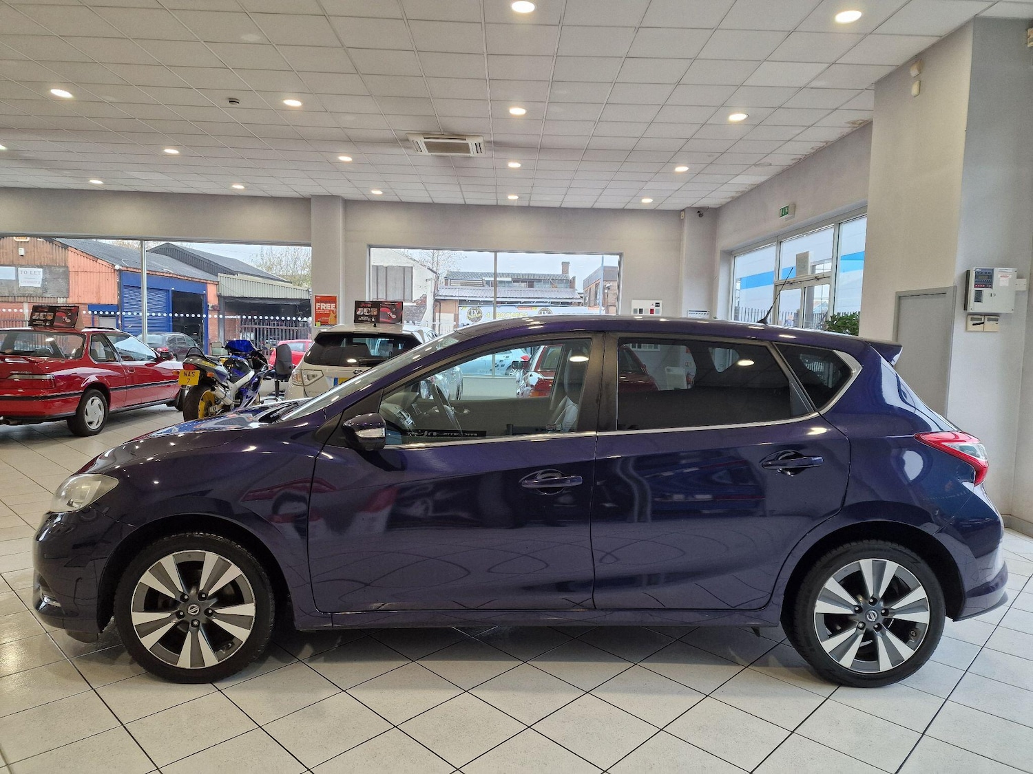 Used Nissan Pulsar 2014 for sale - 76561788: Photo 7