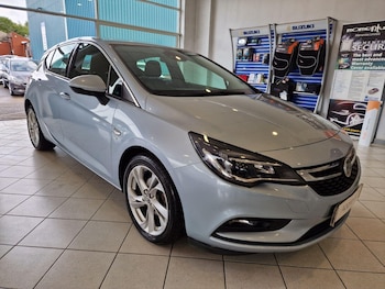 Vauxhall - Astra