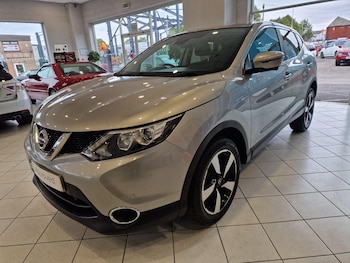 Used Nissan Qashqai 2015 for sale - 76013421: Photo