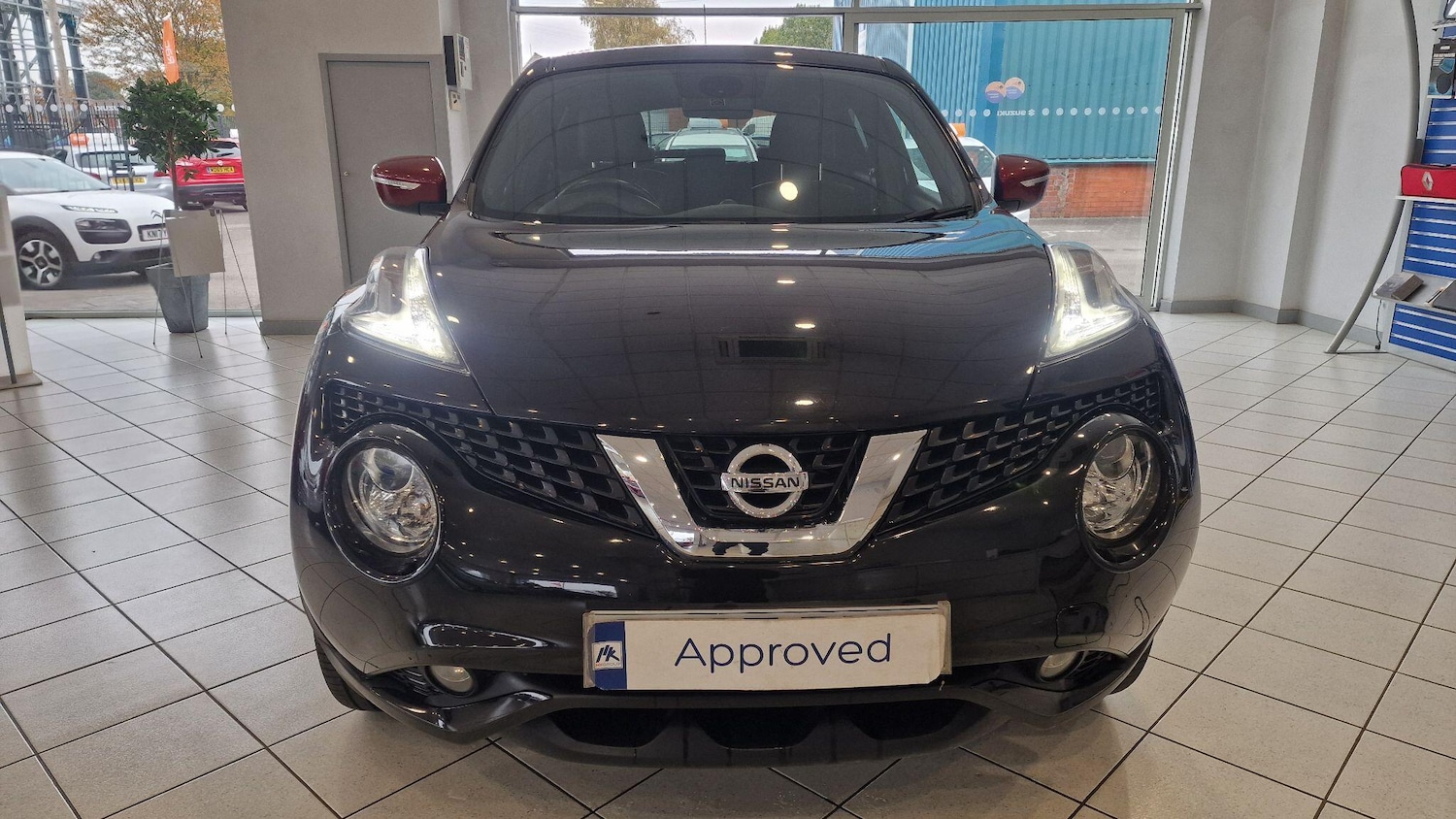 Used Nissan Juke 2017 for sale - 76560908: Photo 2