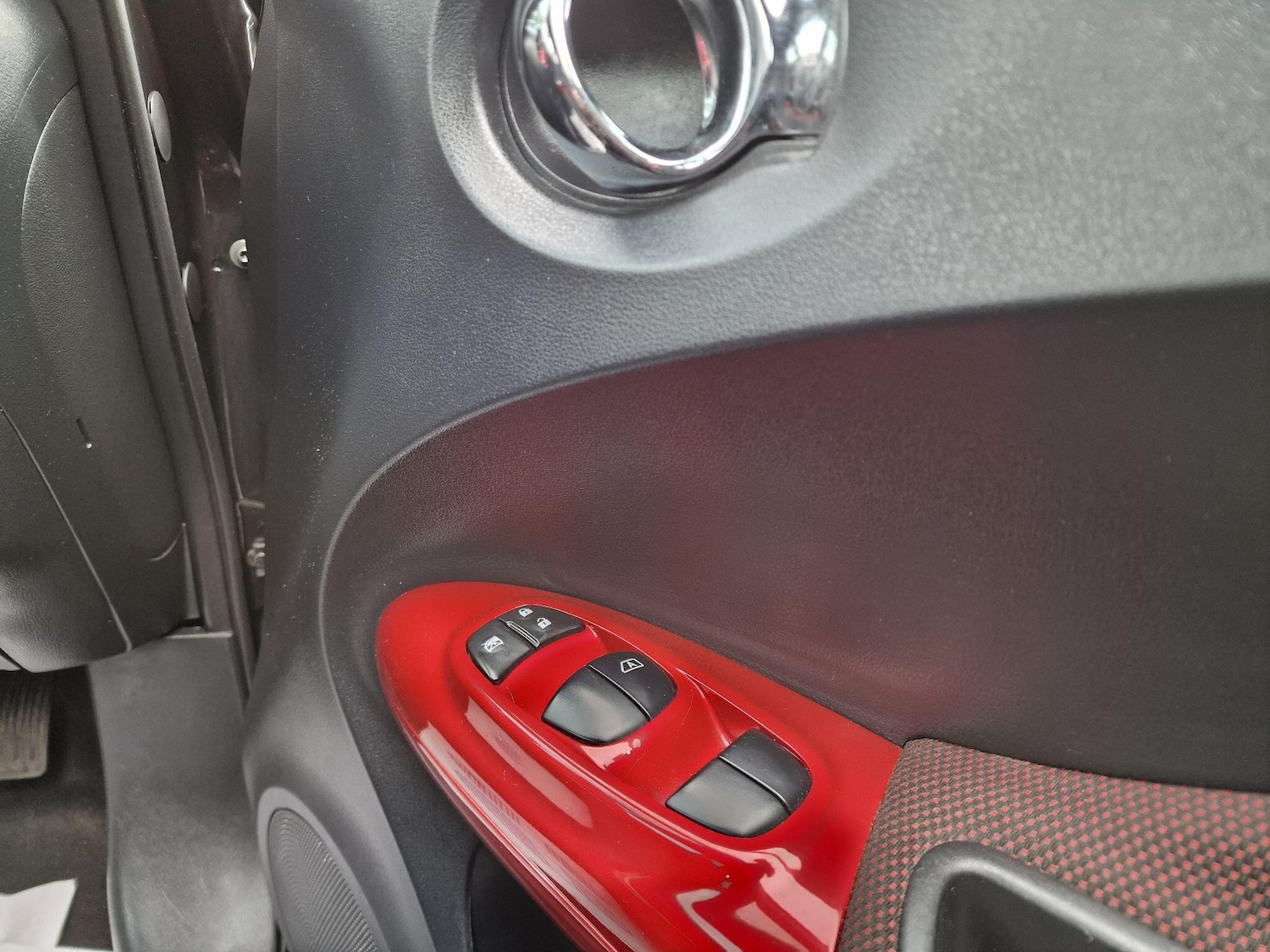 Used Nissan Juke 2017 for sale - 76560908: Photo 23