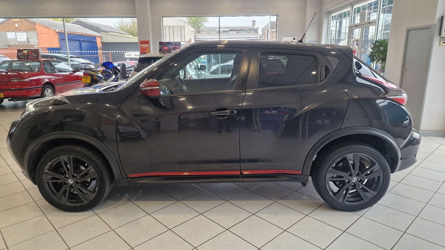 Used Nissan Juke 2017 for sale - 76560908: Photo 5