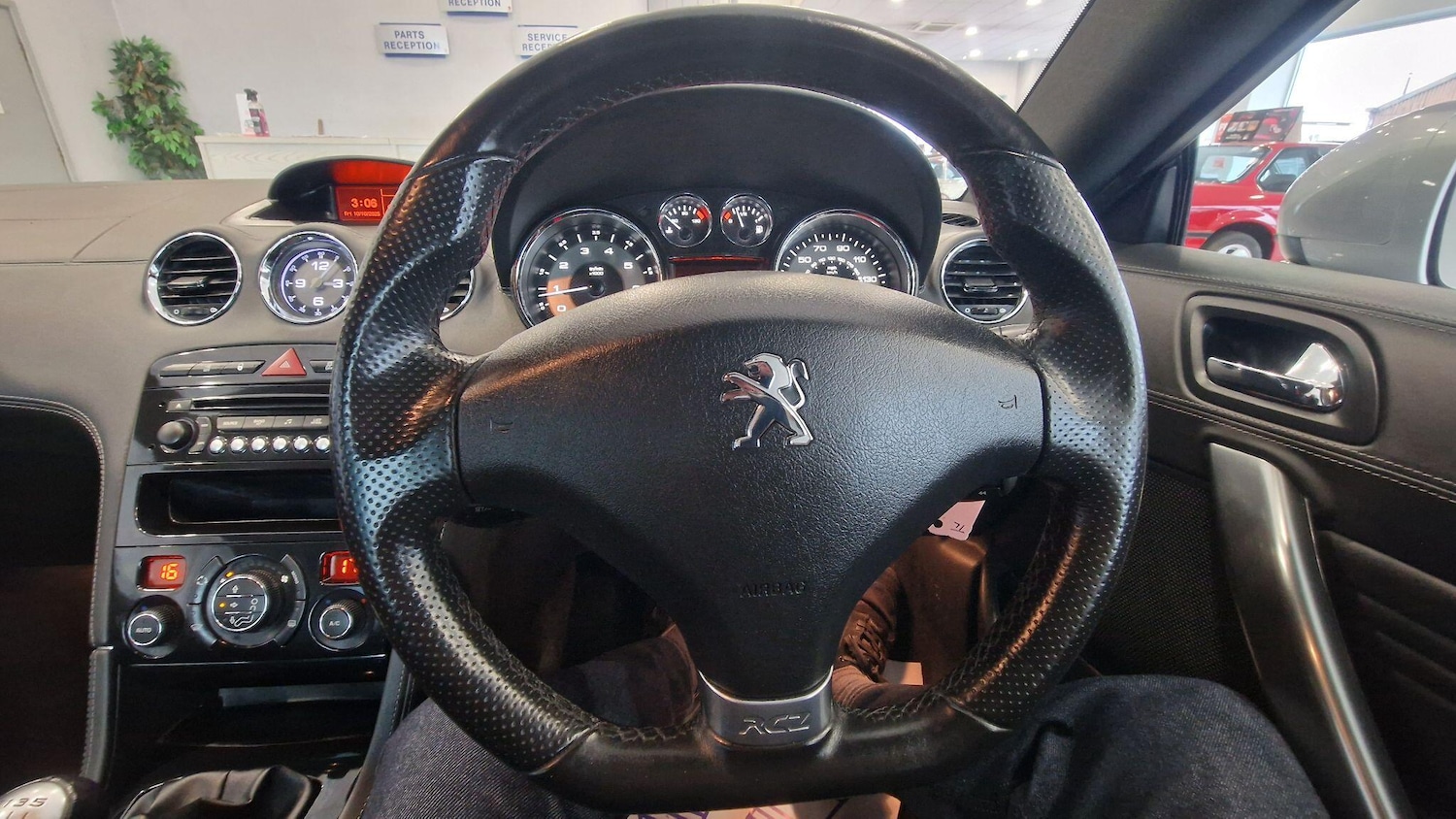 Used Peugeot RCZ 2015 for sale - 76239759: Photo 24