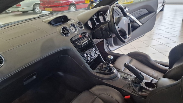 Used Peugeot RCZ 2015 for sale - 76239759: Photo 9