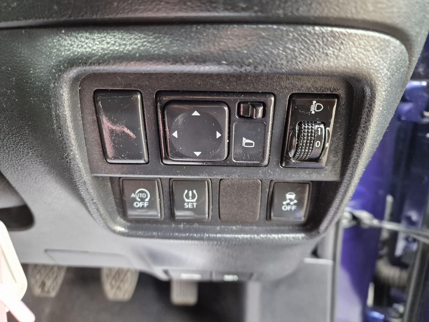 Vehicle 24