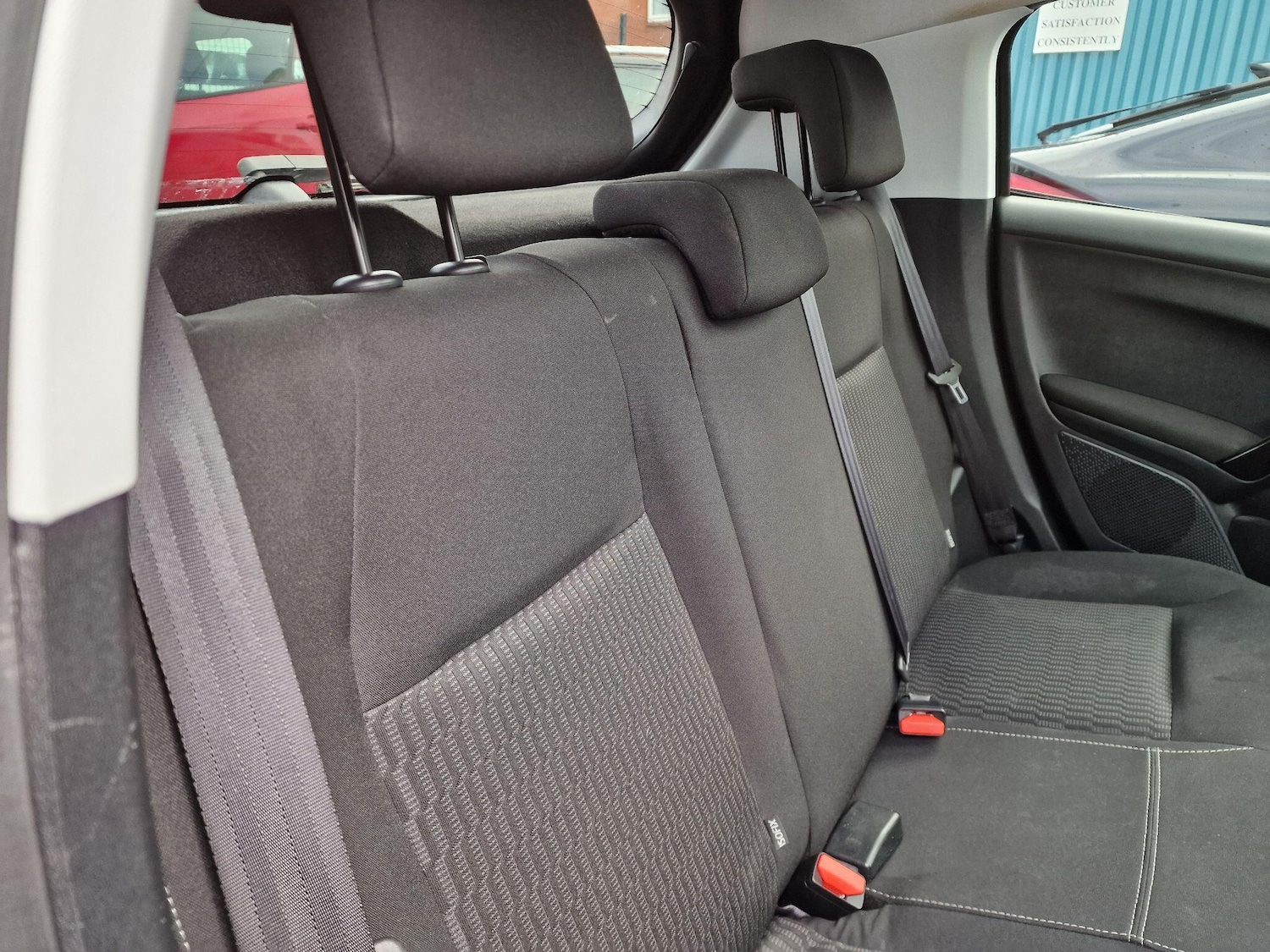 Used Peugeot 208 2015 for sale - 76485163: Photo 17