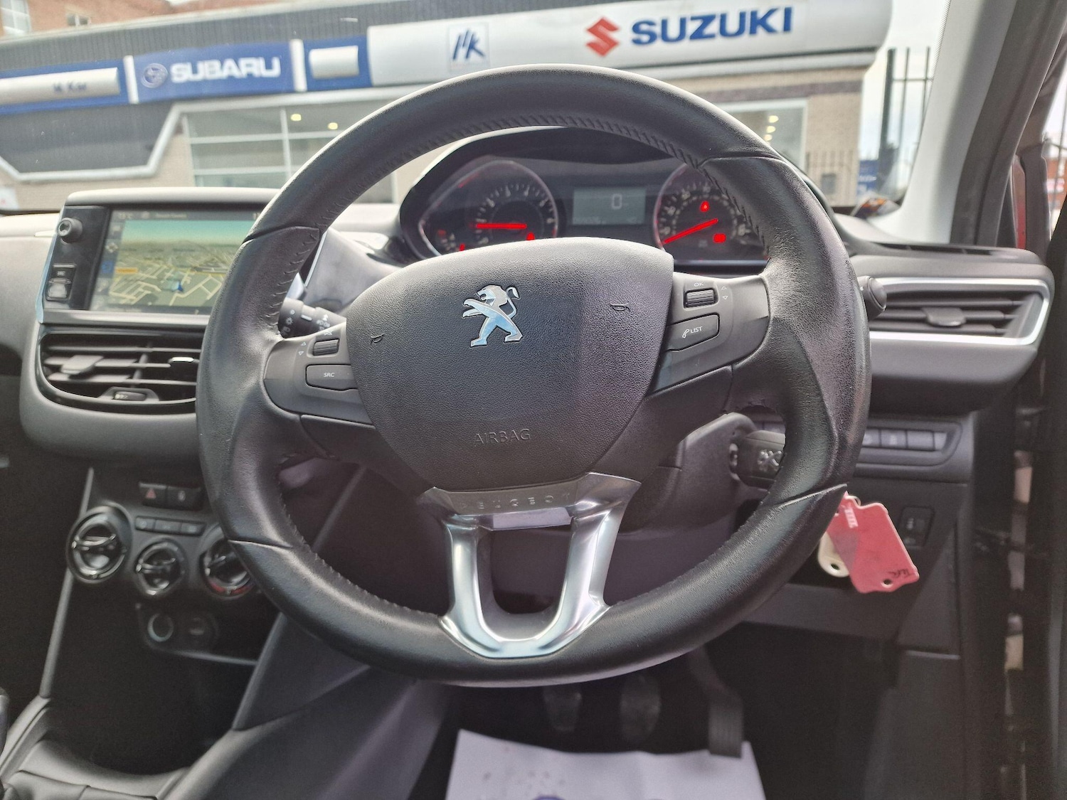 Used Peugeot 208 2015 for sale - 76485163: Photo 35