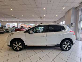 Used Peugeot 2008 2015 for sale - 74712675: Photo
