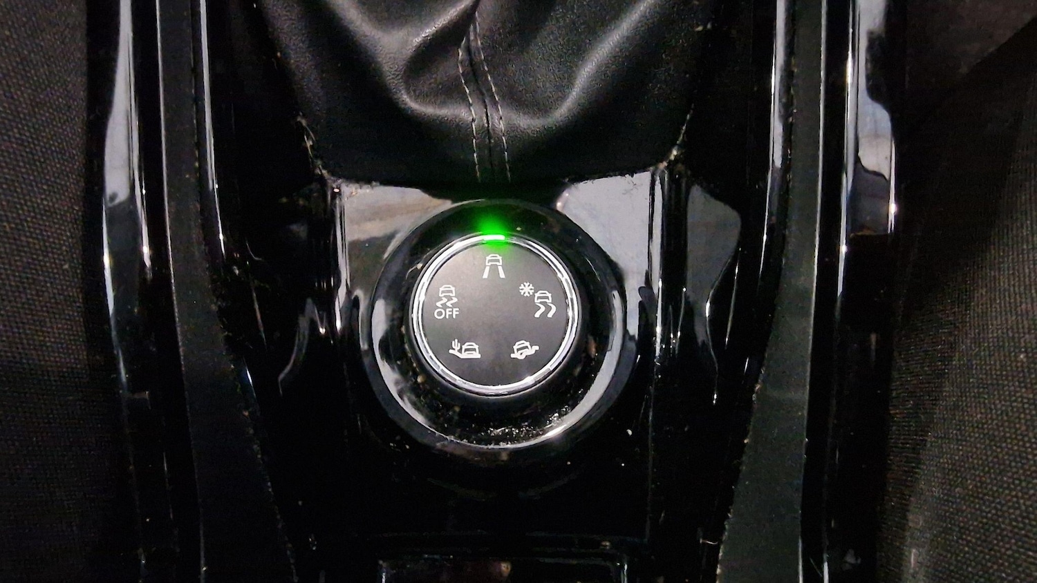 Used Peugeot 2008 2018 for sale - 76306512: Photo 11