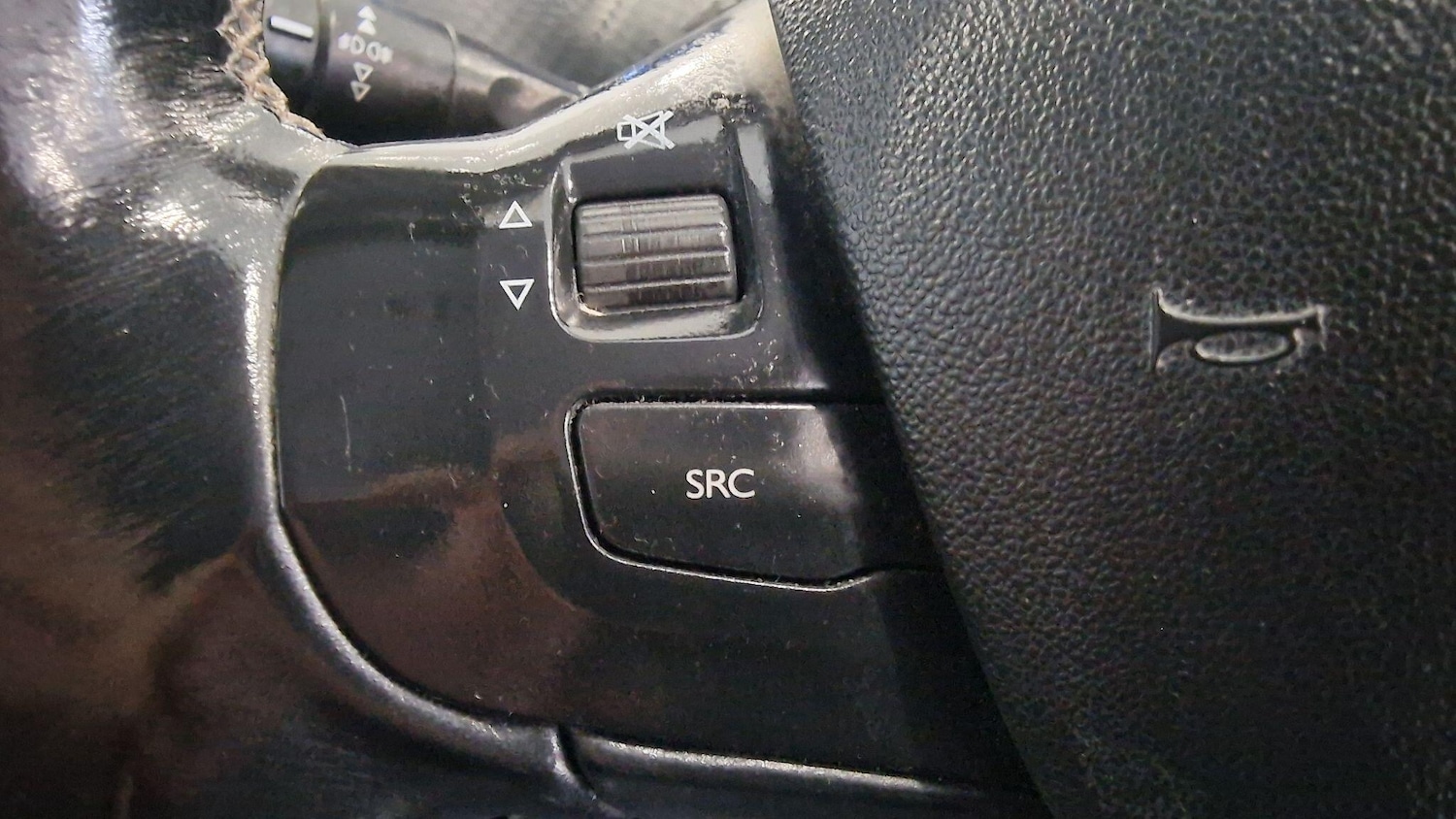Used Peugeot 2008 2018 for sale - 76306512: Photo 14