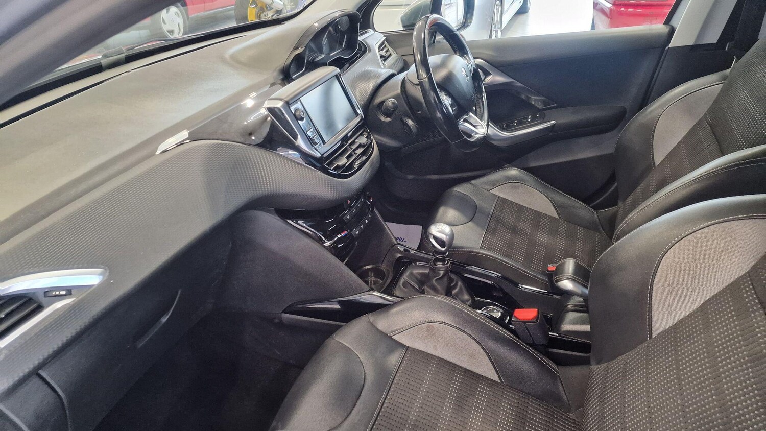 Used Peugeot 2008 2018 for sale - 76306512: Photo 7