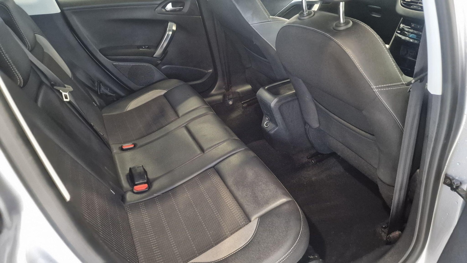 Used Peugeot 2008 2018 for sale - 76306512: Photo 9