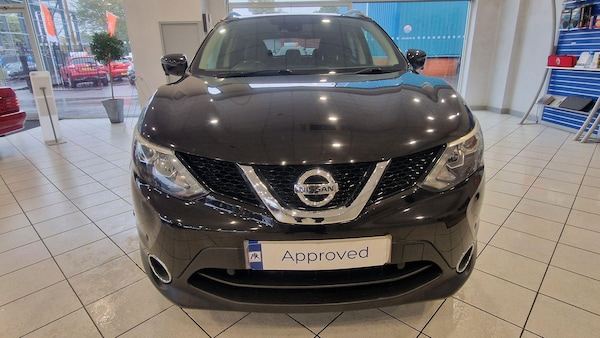 Used Nissan Qashqai 2017 for sale - 76158713: Photo 2