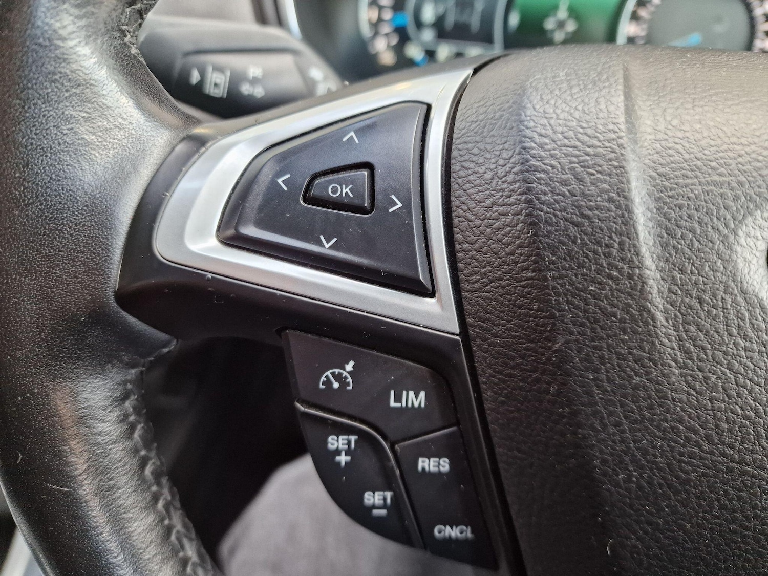 Used Ford Mondeo 2015 for sale - 76408592: Photo 23