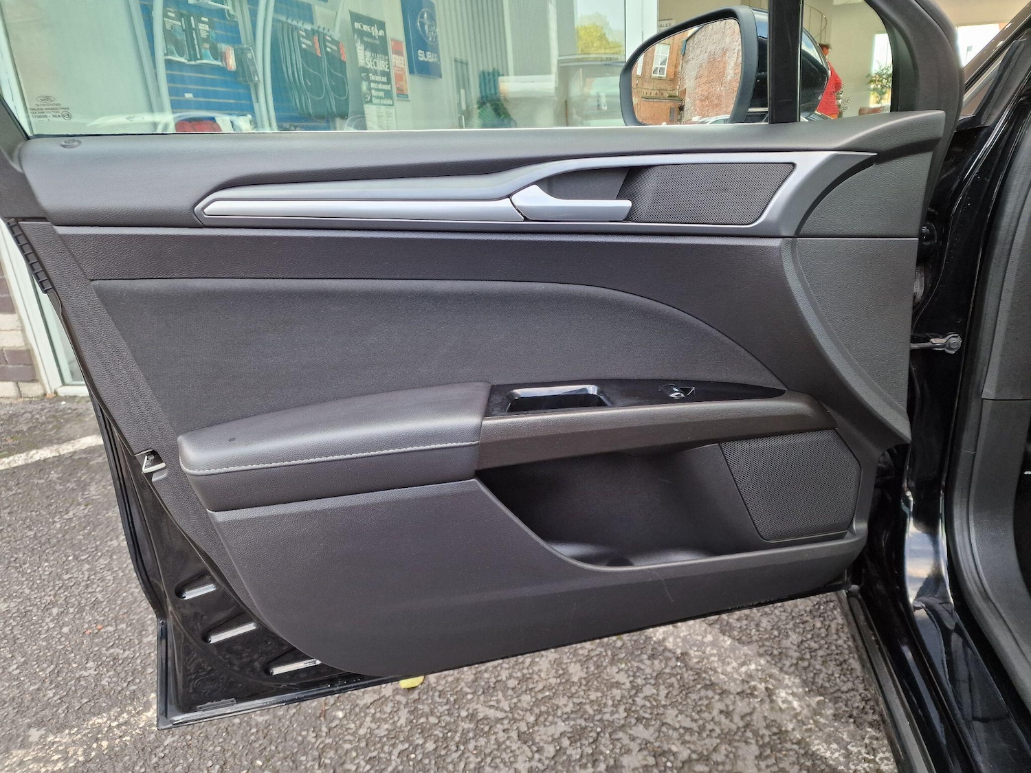 Used Ford Mondeo 2015 for sale - 76408592: Photo 27