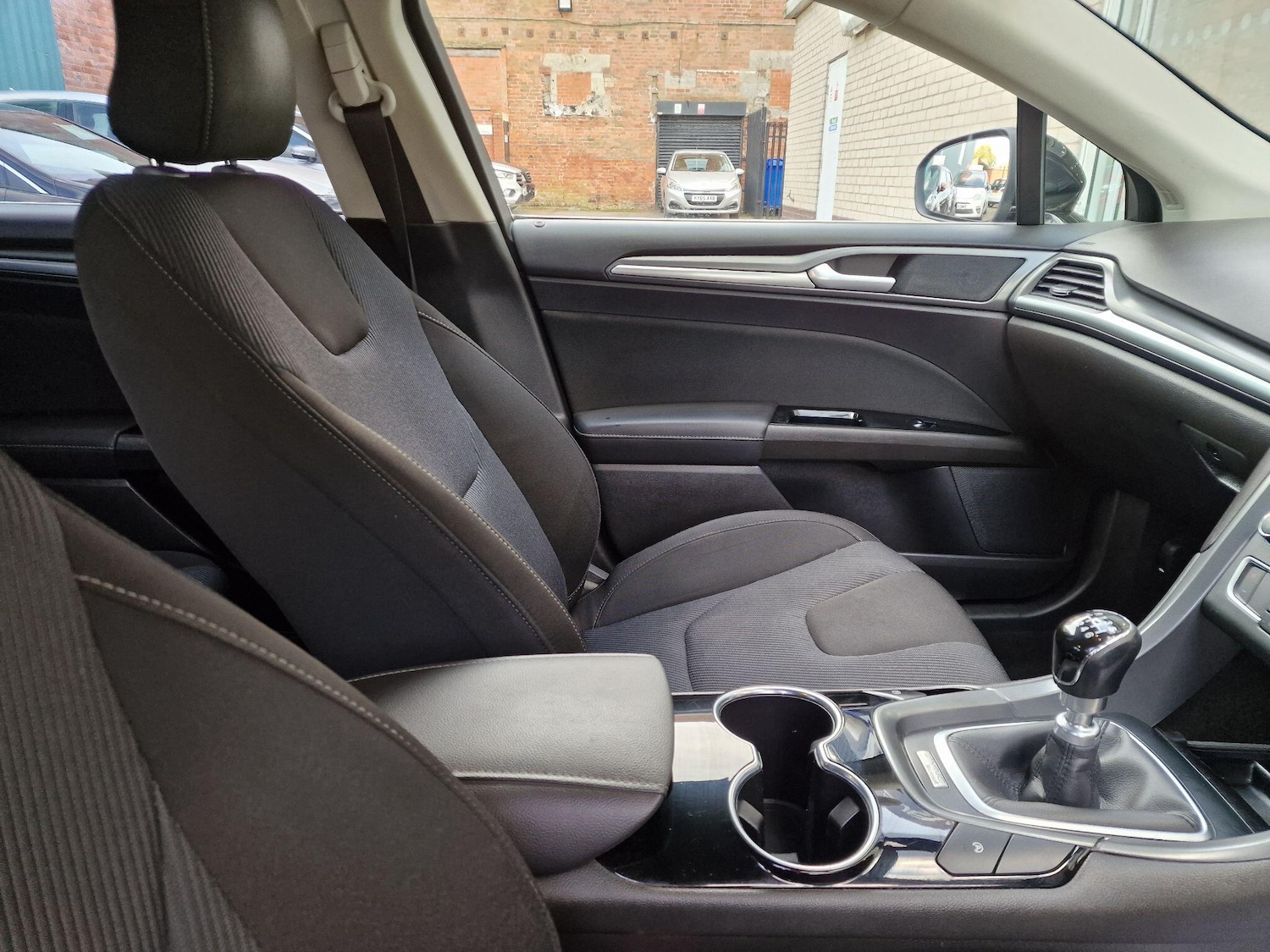 Used Ford Mondeo 2015 for sale - 76408592: Photo 43