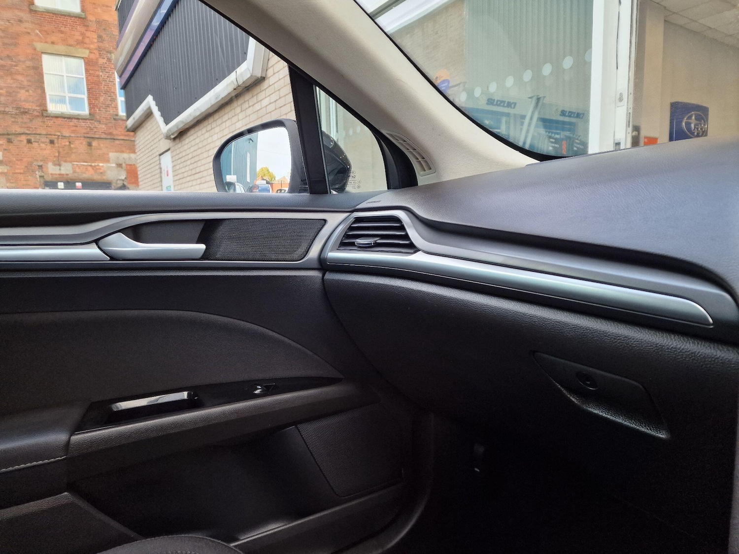 Used Ford Mondeo 2015 for sale - 76408592: Photo 45