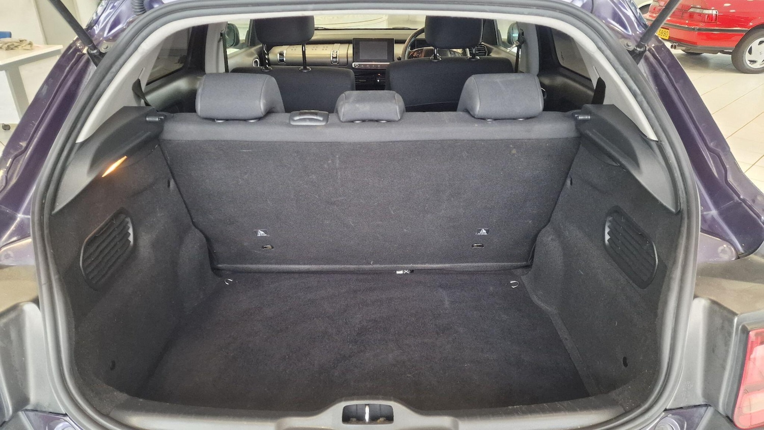 Used Citroen C4 Cactus 2015 for sale - 76370180: Photo 21