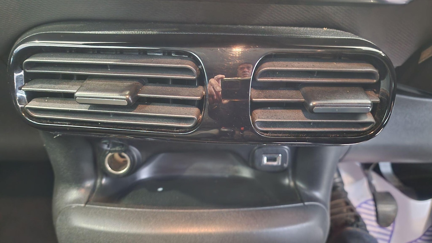 Used Citroen C4 Cactus 2015 for sale - 76370180: Photo 7