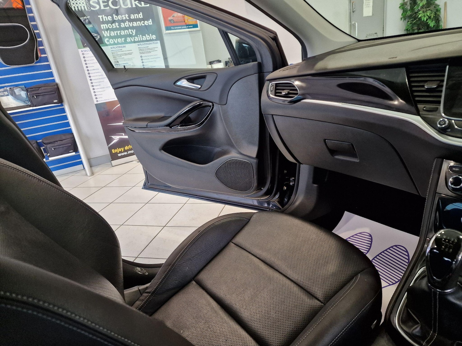 Used Vauxhall Astra 2017 for sale - 75858073: Photo 16