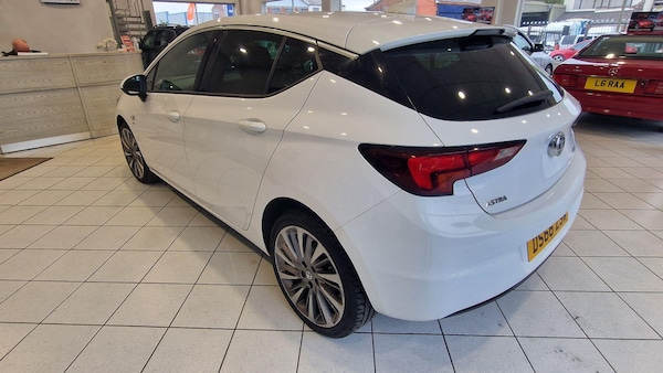 Used Vauxhall Astra 2017 for sale - 76270144: Photo 4