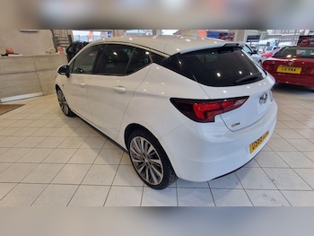 Used Vauxhall Astra 2017 for sale - 76270144: Photo 4