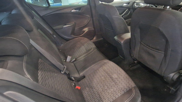 Used Vauxhall Astra 2017 for sale - 76270144: Photo 9