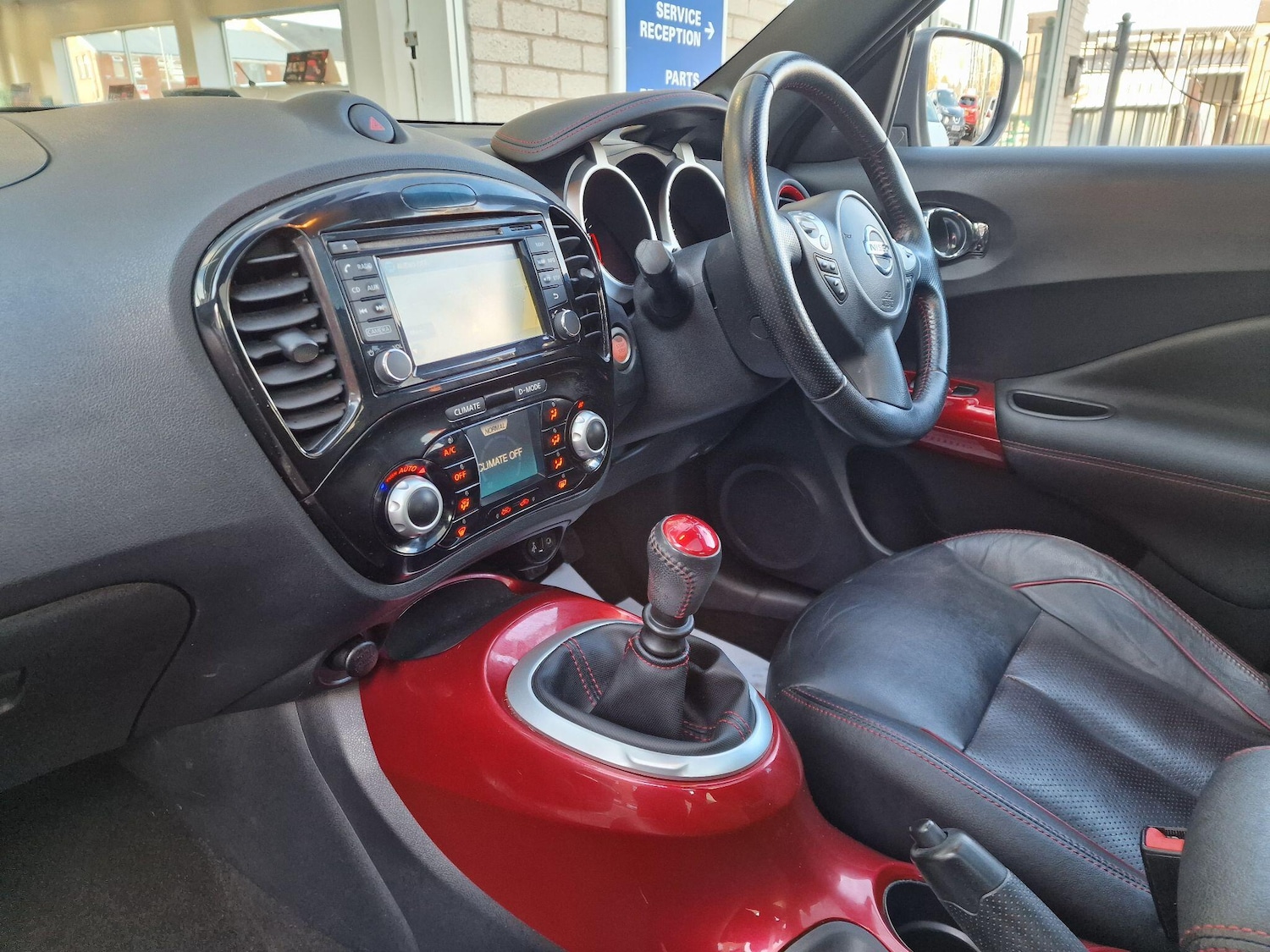 Used Nissan Juke 2015 for sale - 76408352: Photo 13