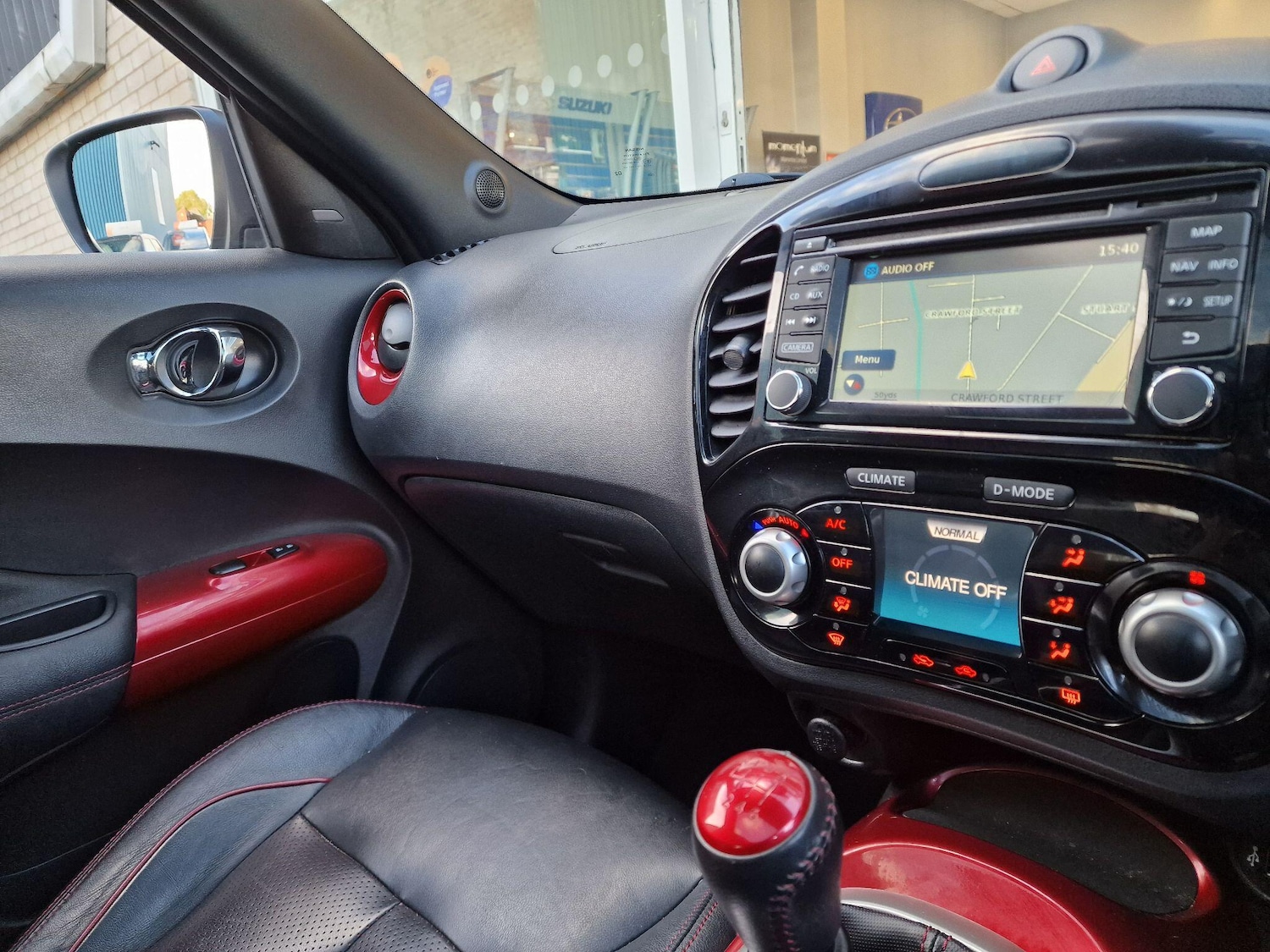 Used Nissan Juke 2015 for sale - 76408352: Photo 17