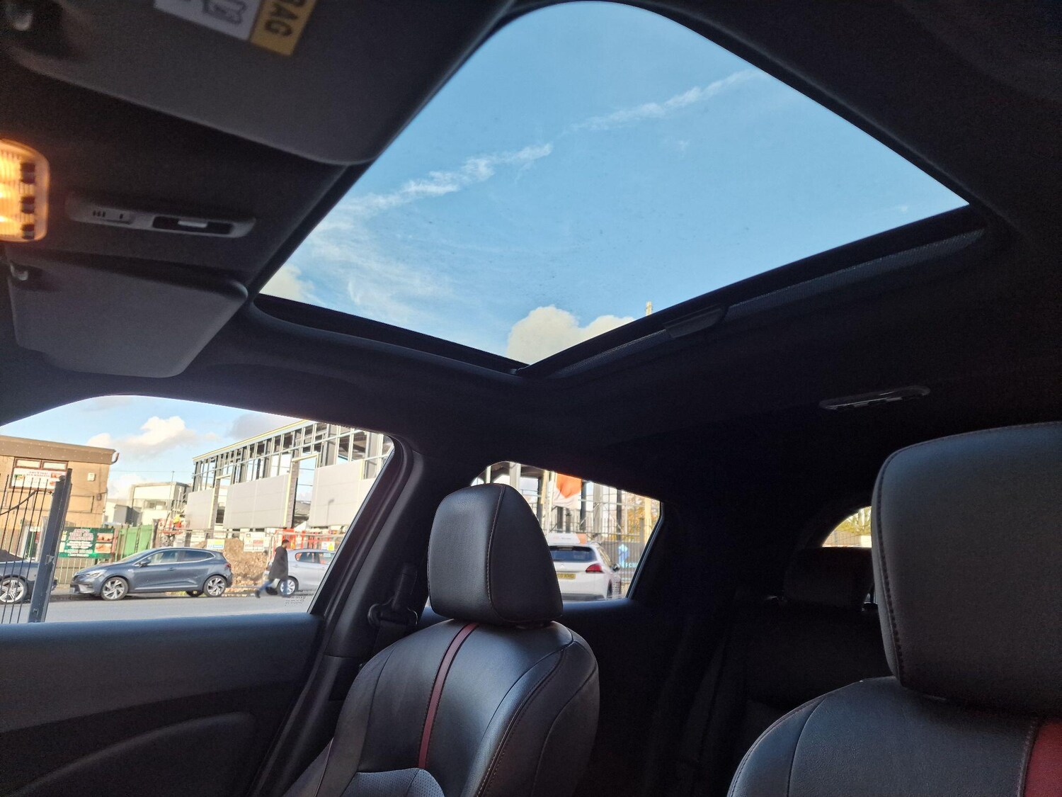 Used Nissan Juke 2015 for sale - 76408352: Photo 42