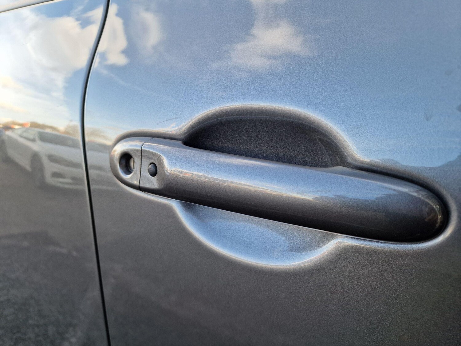 Used Nissan Juke 2015 for sale - 76408352: Photo 48