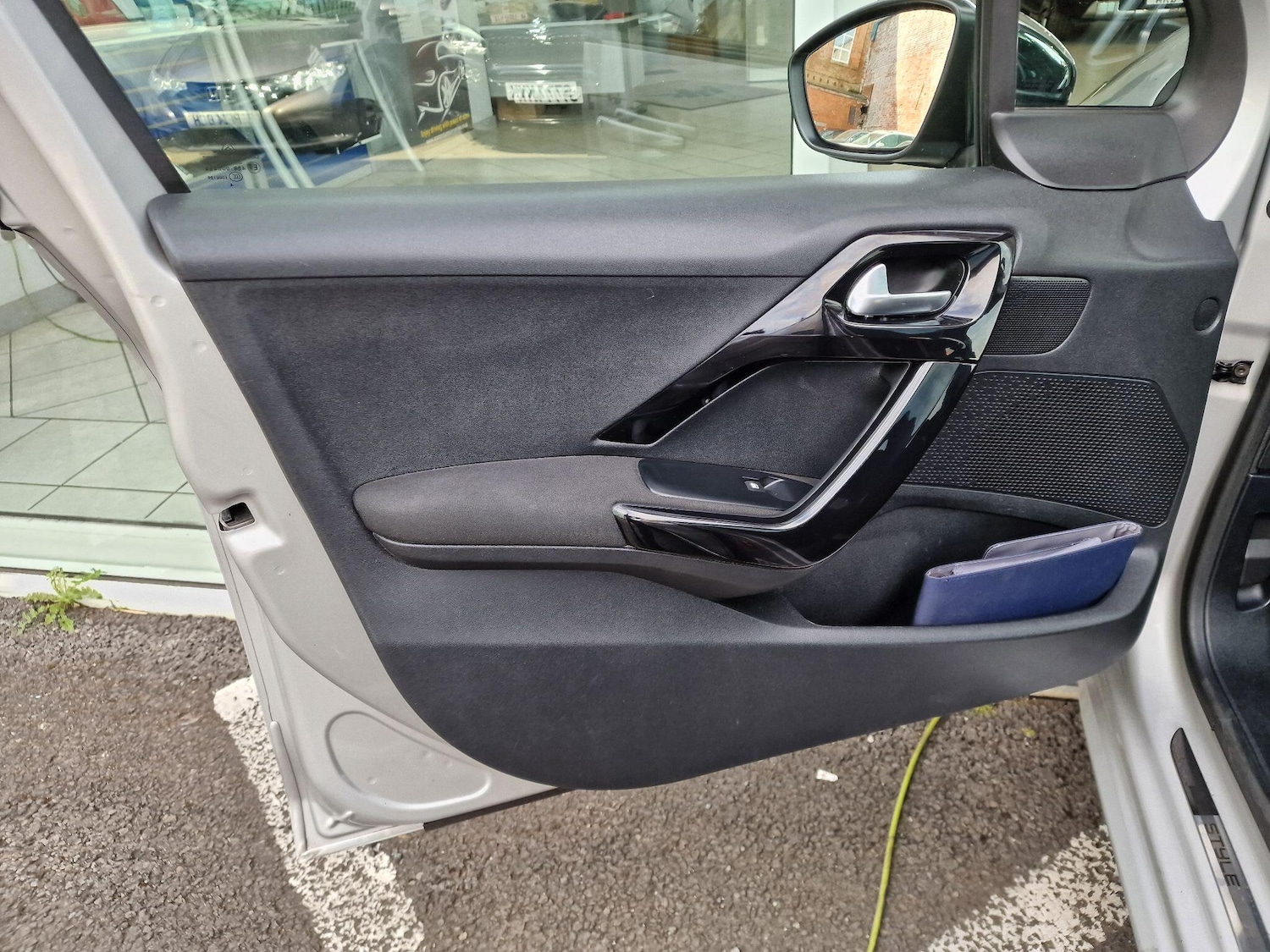 Vehicle 21